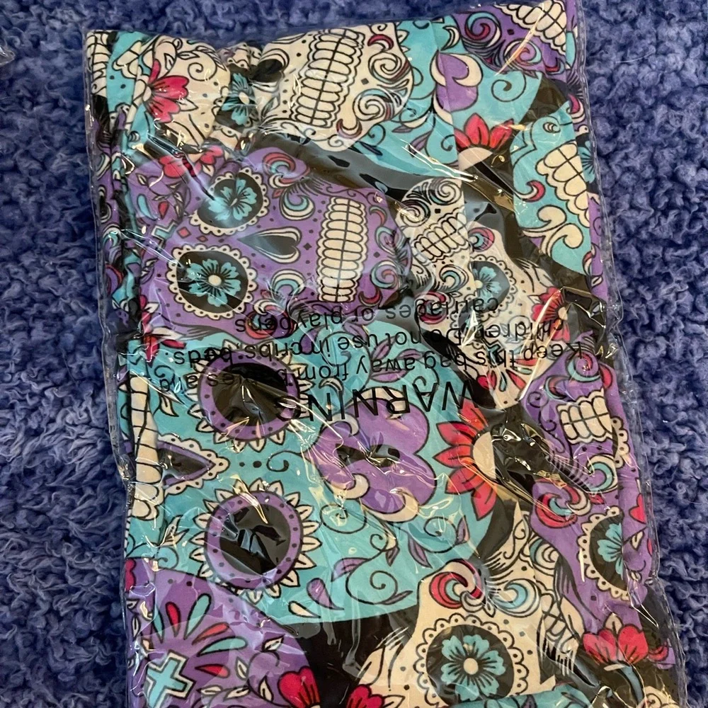 NWT in Bag buttery soft TC leggings - Picture 15 of 16